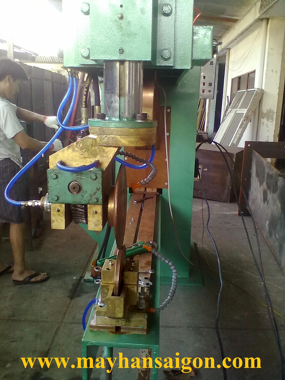 MÁY HÀN LĂN DỌC 200KVA